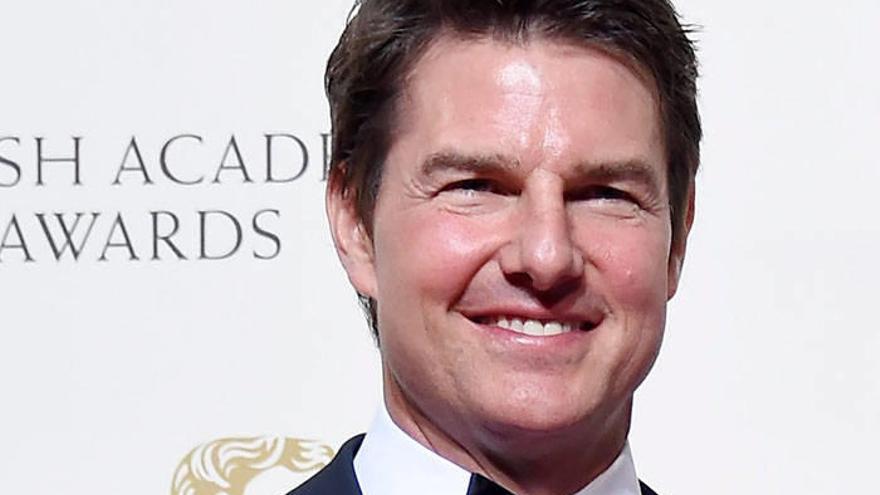 El rejuvenecimiento asombroso y sospechoso de Tom Cruise