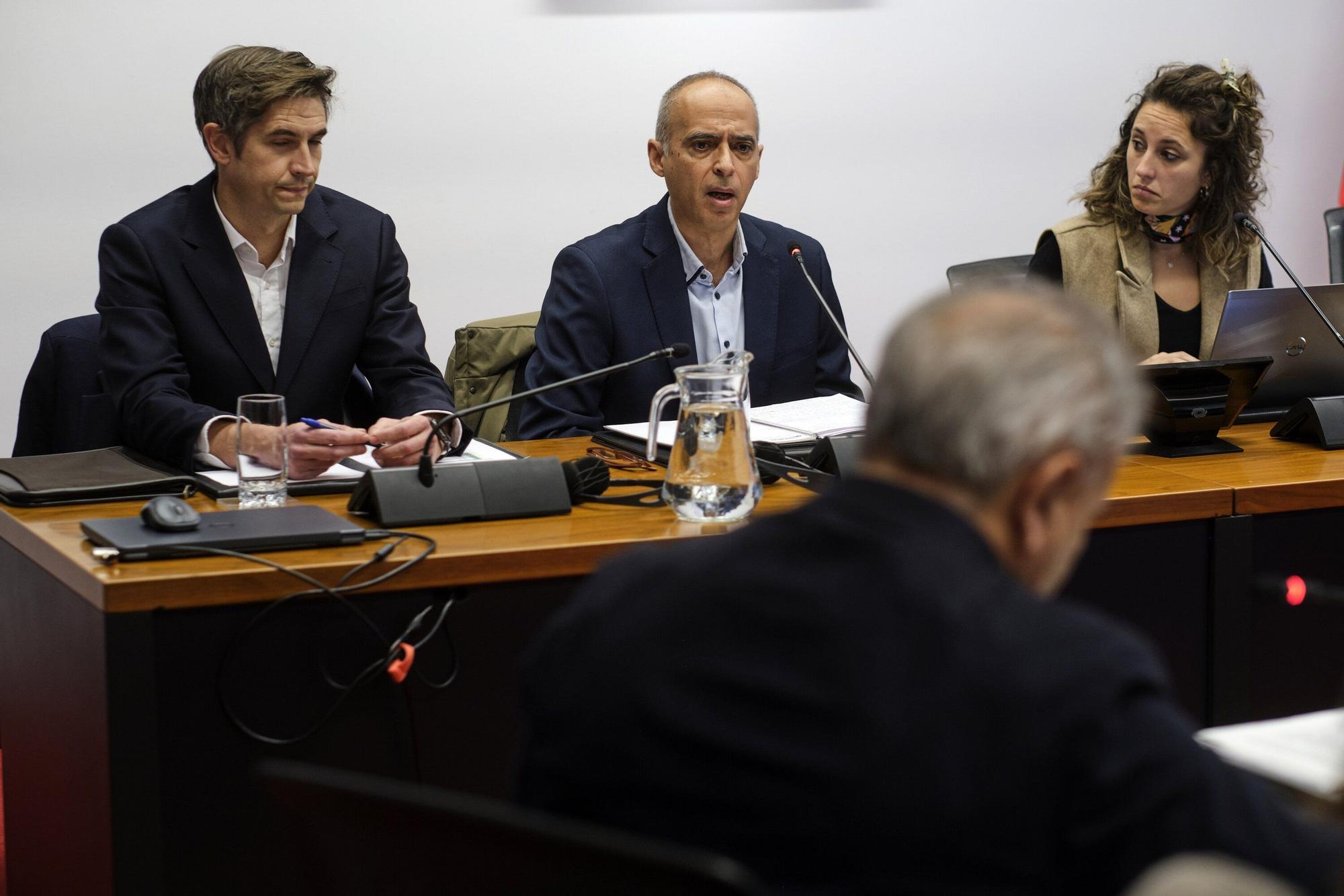 Los redactores del proyecto de los túneles de Belate, en la comisión de investigación