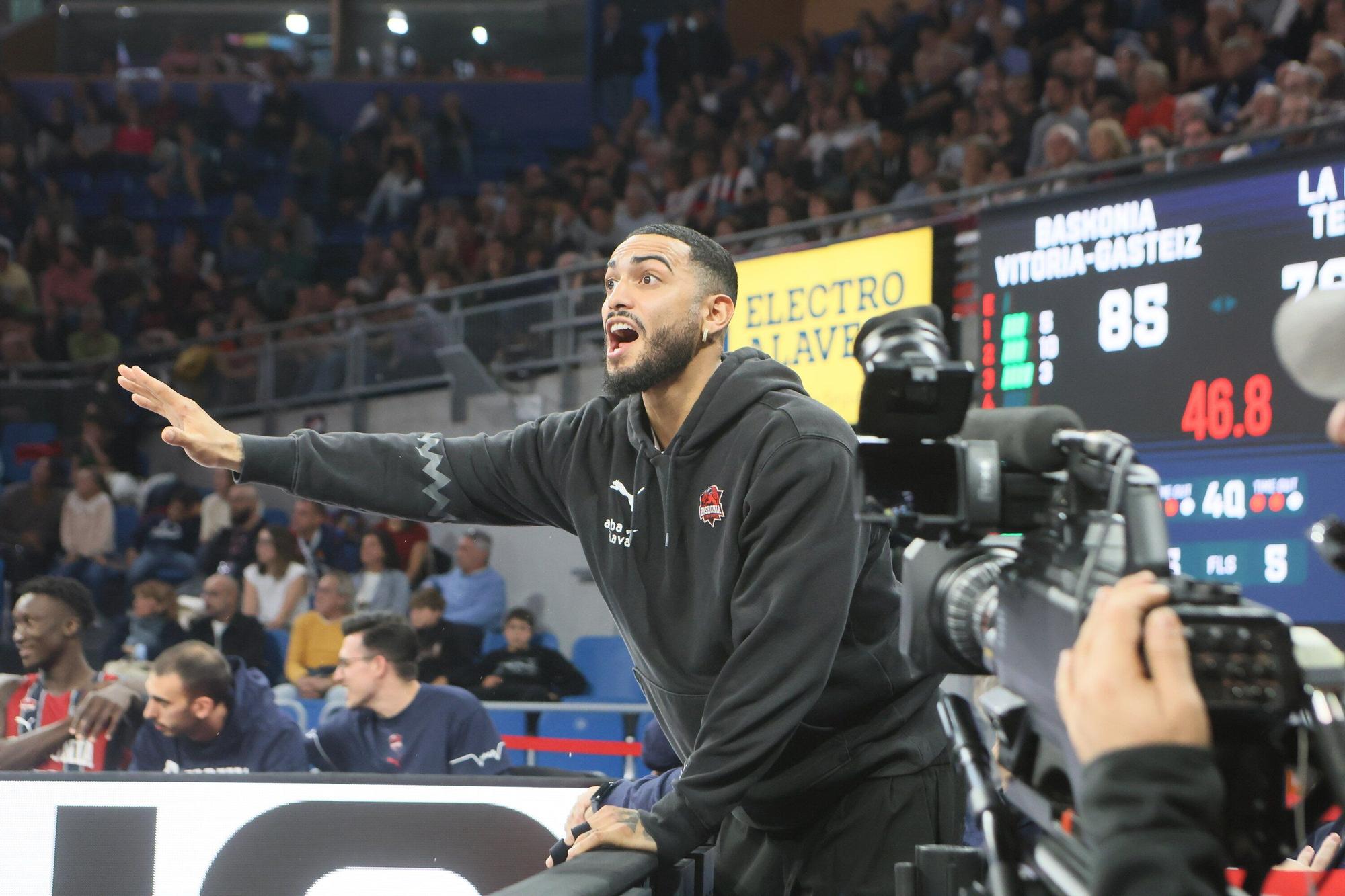 Todas las imágenes del Baskonia - La Laguna Tenerife (89-79)