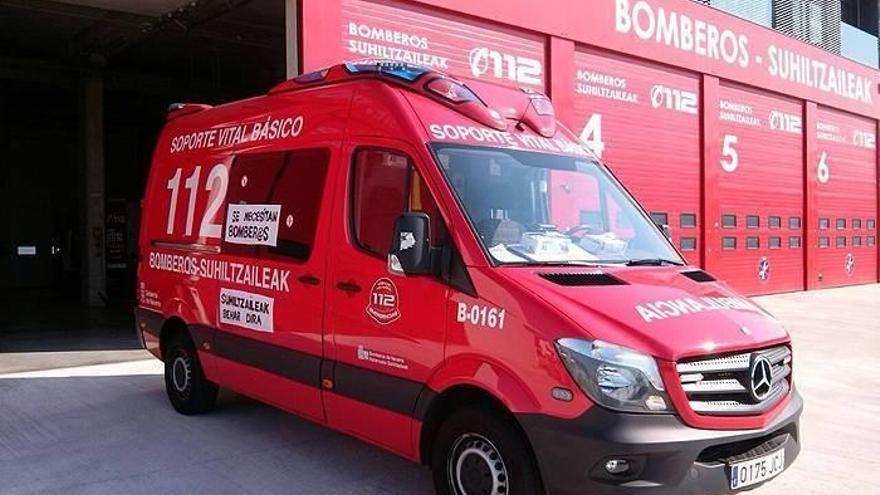 Ambulancia del Parque de Bomberos de Trinitarios.