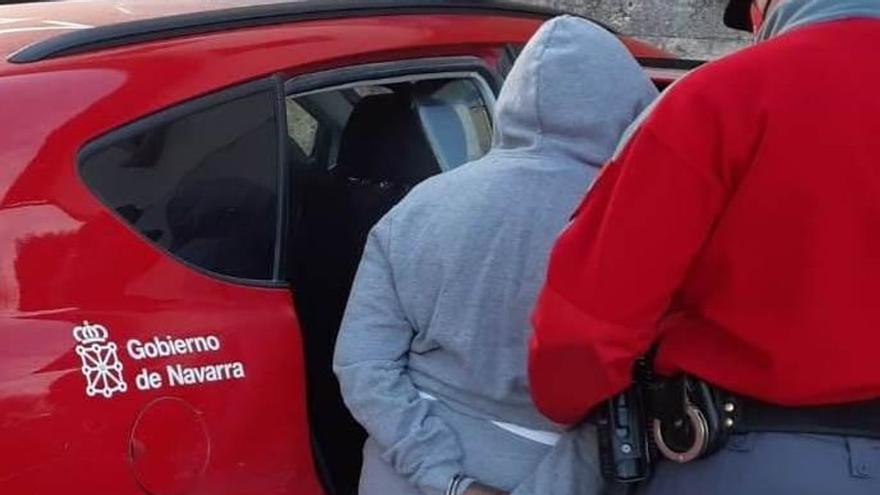 Detenido un menor por el robo de una escopeta en una vivienda en Gorraiz
