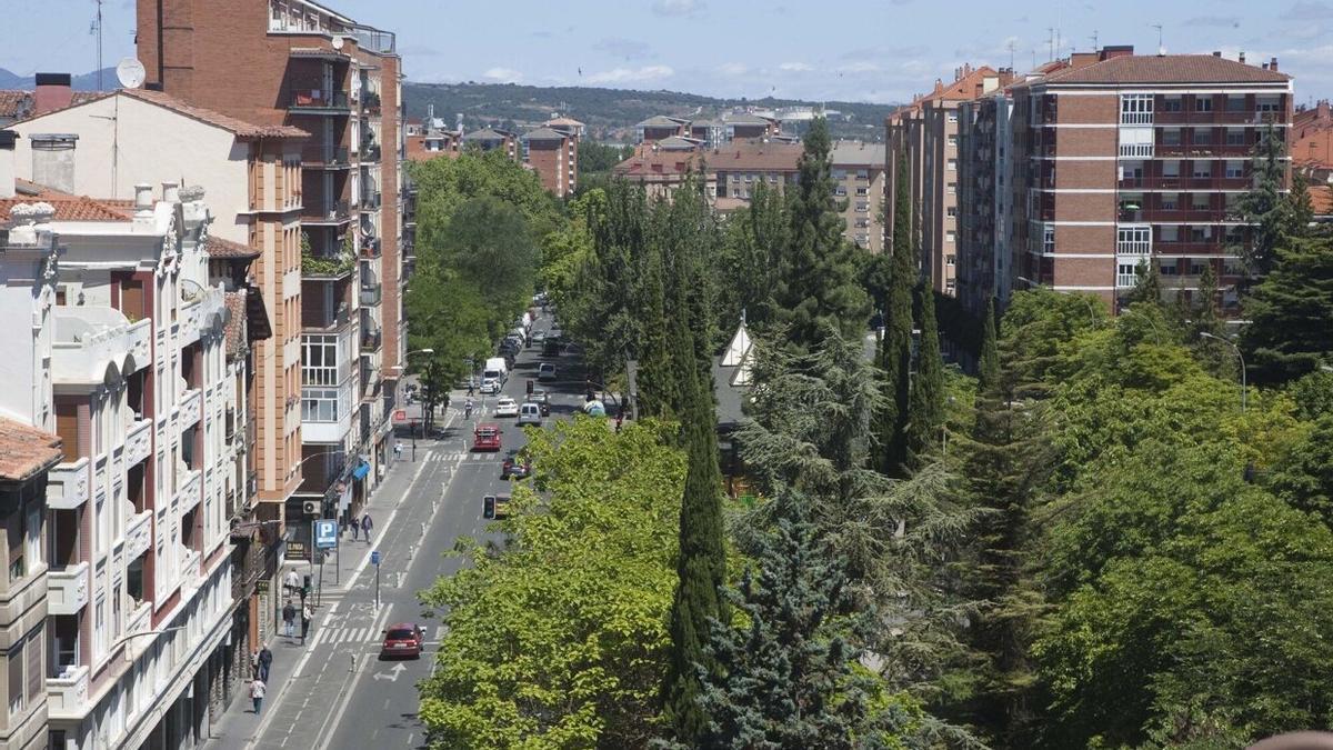 Panorámica de viviendas en la calle Los Herrán.