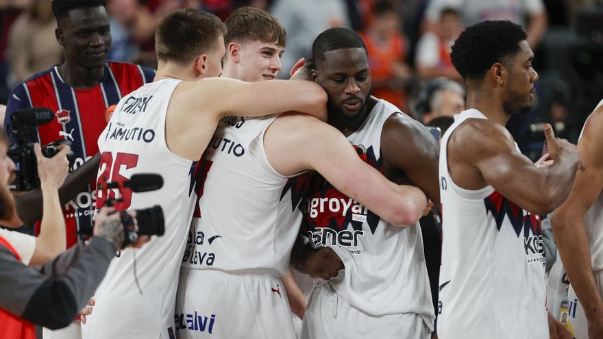 Las mejores imágenes del Kosner Baskonia - FC Barcelona