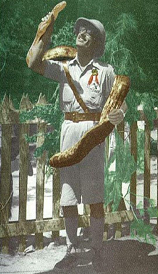 Vieja foto del charlatán como domador de serpientes