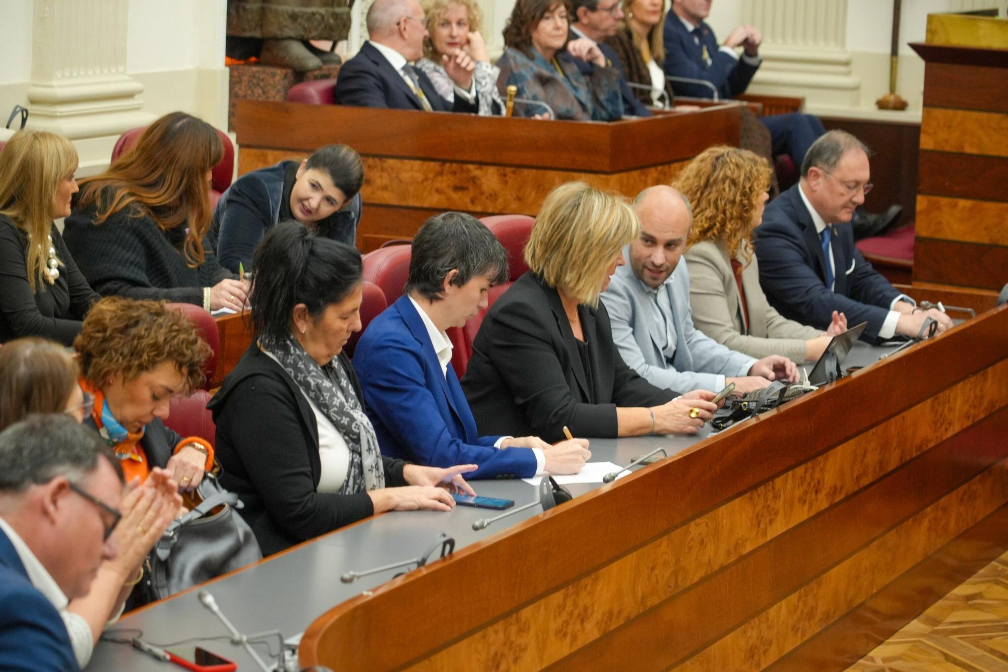 En imágenes: Pleno Tradicional de noviembre de Juntas Generales