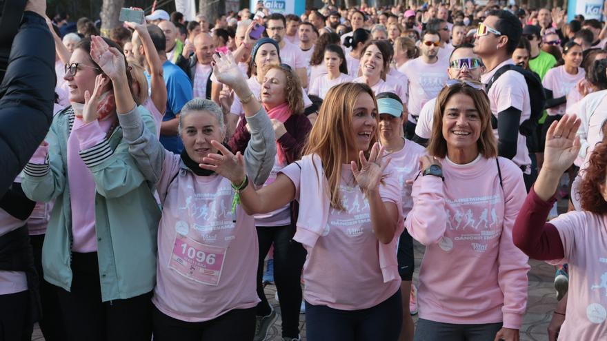 Vitoria-Gasteiz se tiñe de rosa por la investigación del cáncer de mama