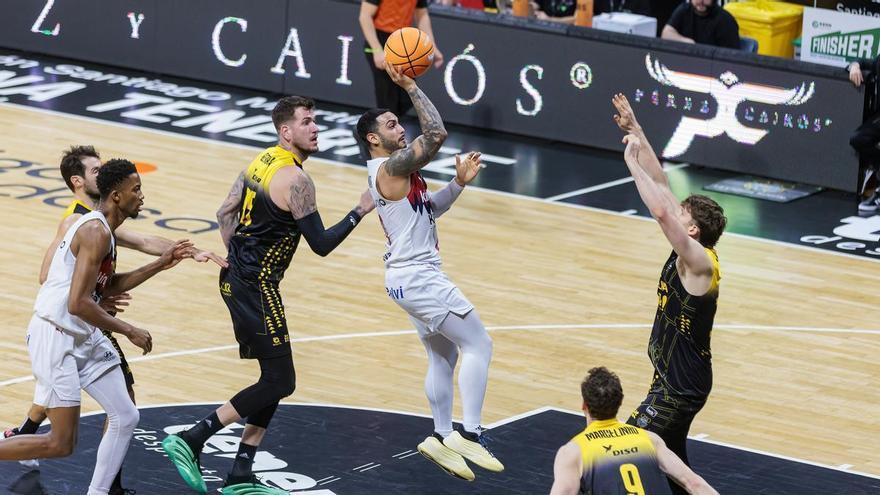 El Tenerife corta la racha del Baskonia