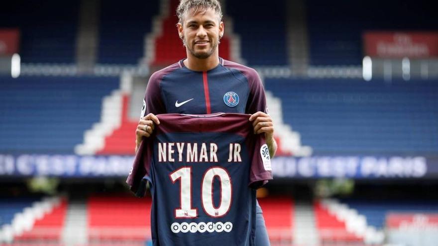 El PSG anuncia la renovación de Neymar hasta 2025