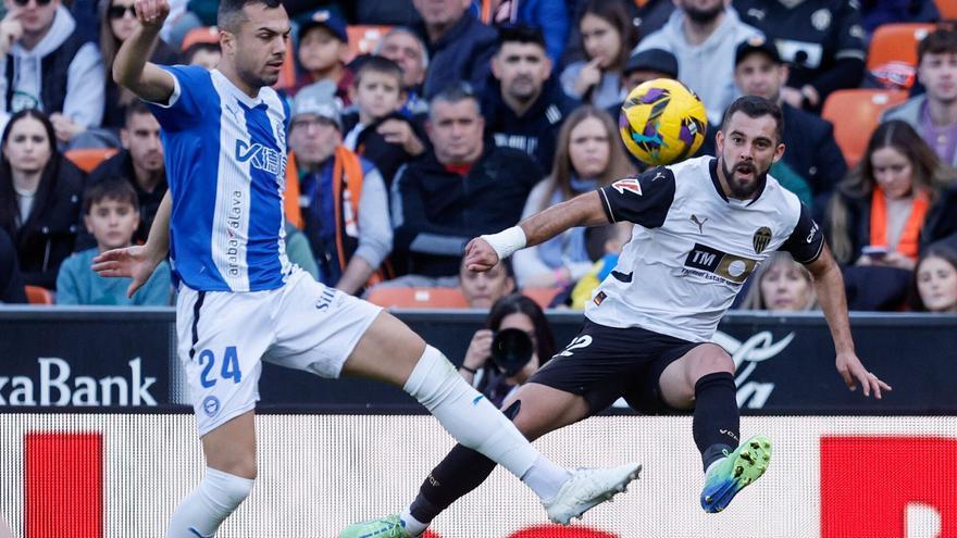 Valencia 2-2 Alavés: sopetón en el epílogo