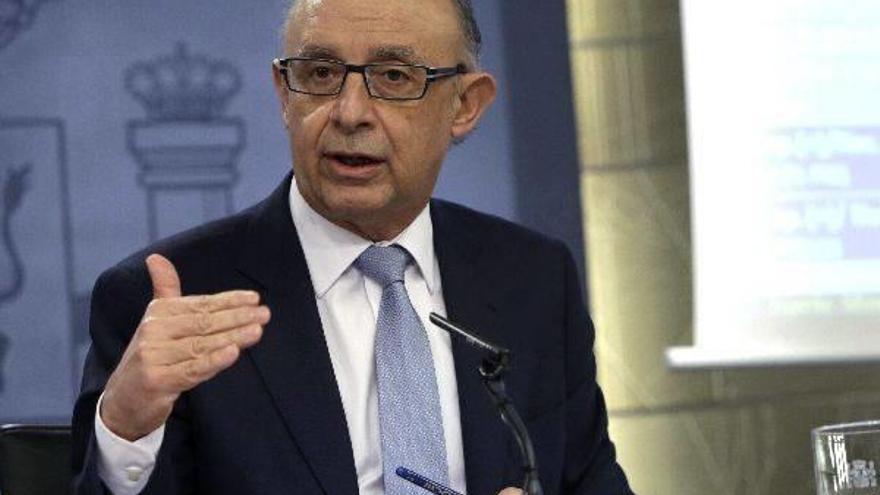 Montoro responde a Europa que la bajada de impuestos permite cumplir el déficit