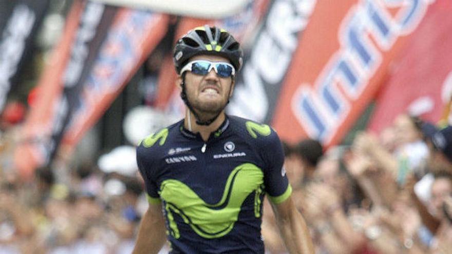 Jesús Herrada, del Movistar, celebra su victoria en el Campeonato de España de Ciclismo.