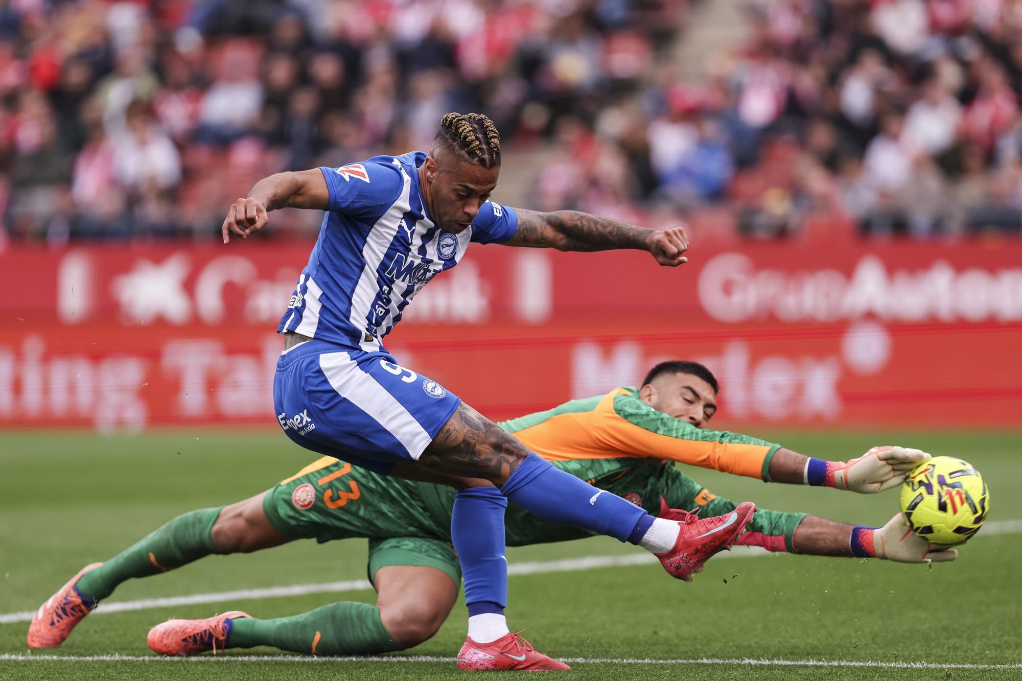 En imágenes: Todas las fotos del Girona FC - Alavés en el estadio Montilivi