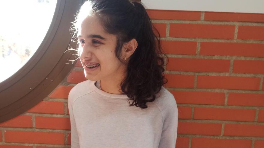 Maia Cimpoeru, alumna de 3º del IES Valle del Ebro, segundo premio de Poesía del Concurso Prometeo de ONCE