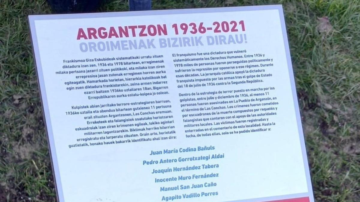 Monolito en memoria de los fusilados durante la Guerra Civil en La Puebla de Arganzón