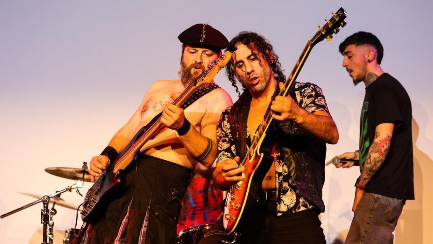 &quot;Nos gustaría ir tocando por todas las salas pequeñas de Euskal Herria y la península&quot;