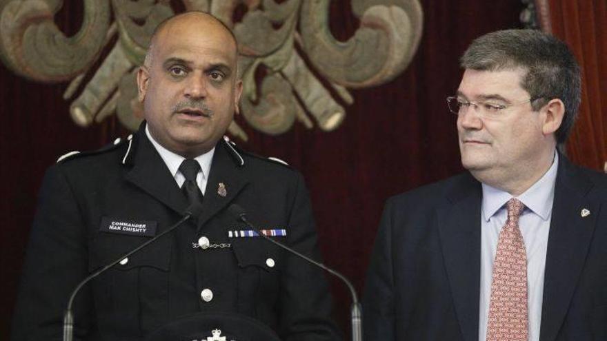 Aburto  cree que &quot;el modelo policial de Scotland Yard  es un espejo en el que mirarse&quot;