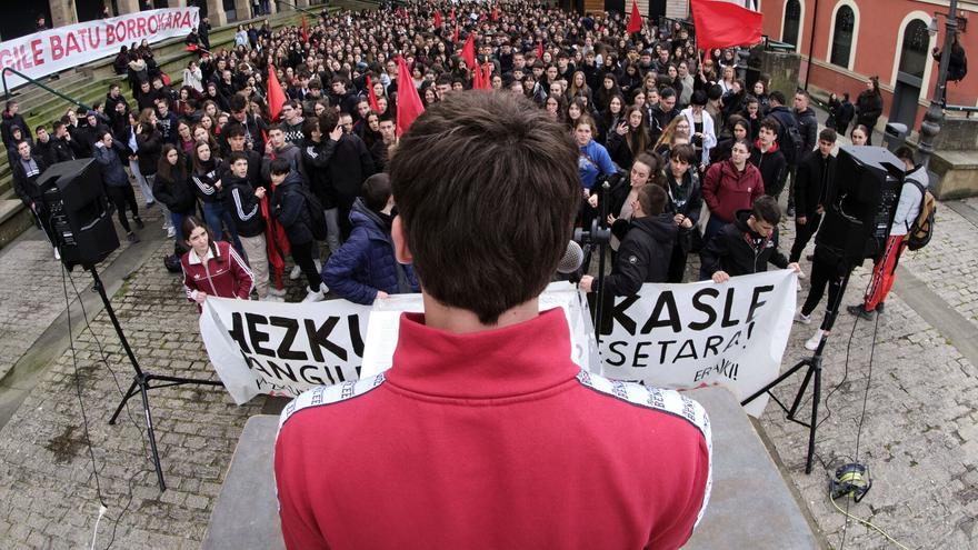 El Movimiento Socialista logra quebrar la histórica hegemonía de la izquierda abertzale en las calles