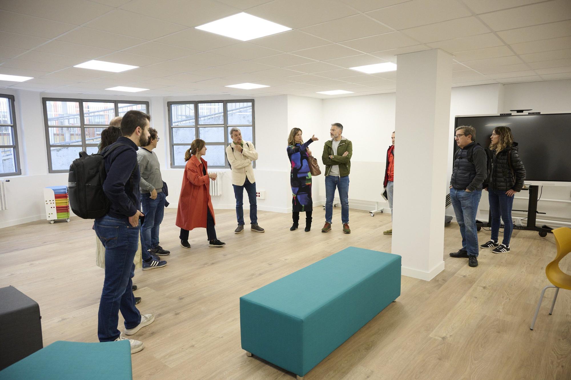 FOTOS | Visita al Aula Ikasnova