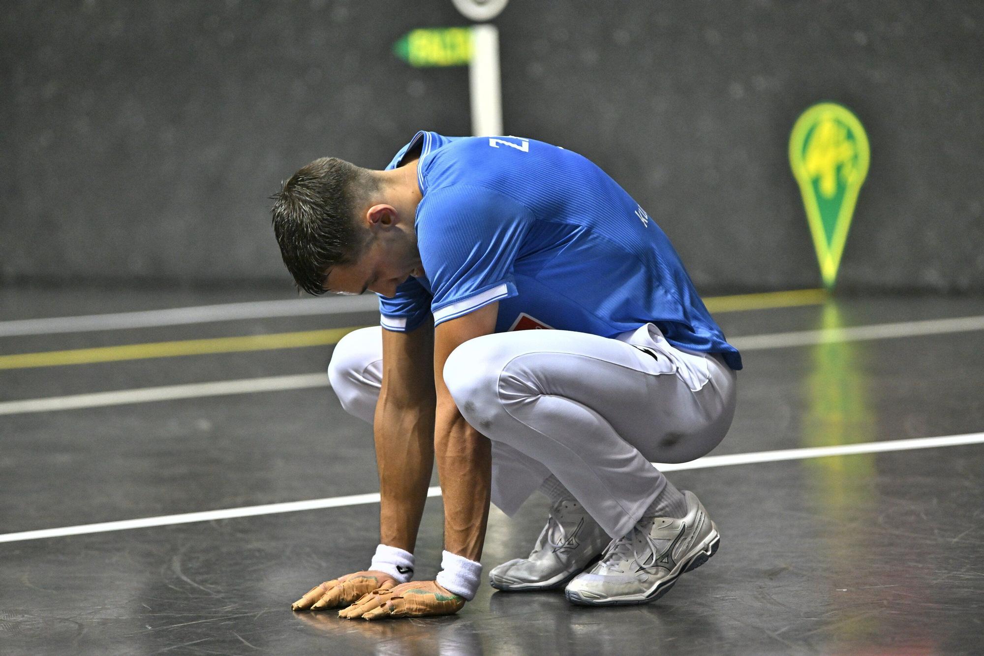 En imágenes: Etxeberria se hace con su primera txapela del Cuatro y Medio en Bilbao (22 - 11)