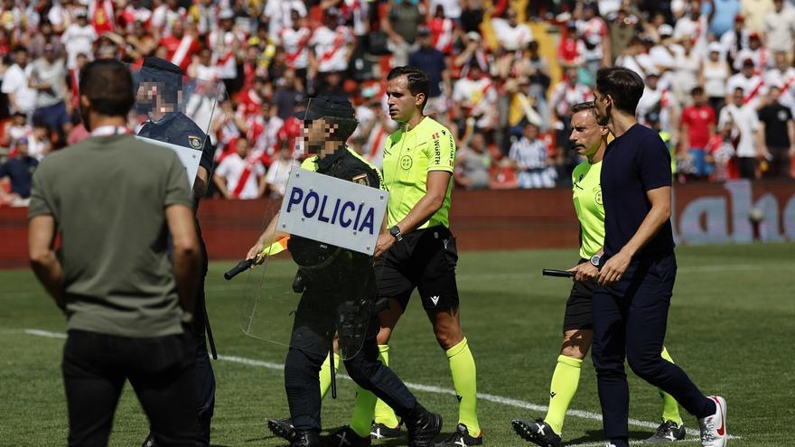Bronca entre el presidente del Rayo y un directivo de la Real Sociedad