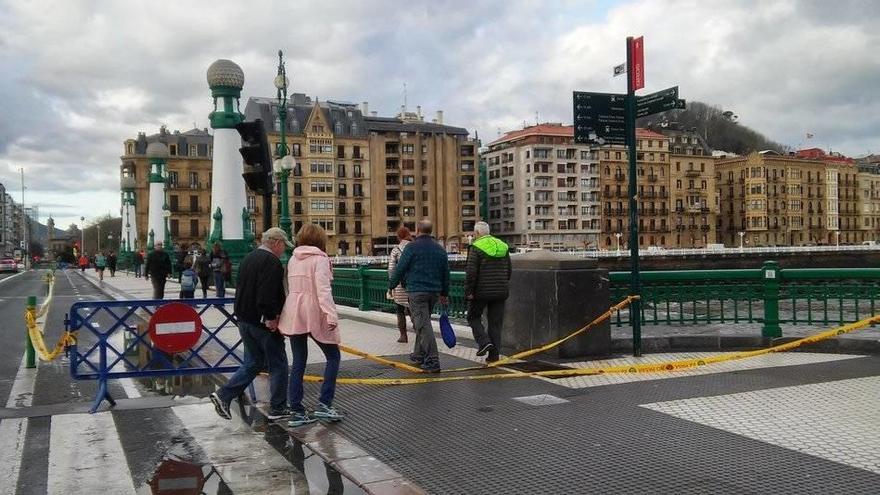 Multas de hasta 200 euros por incumplir las señales de cierre