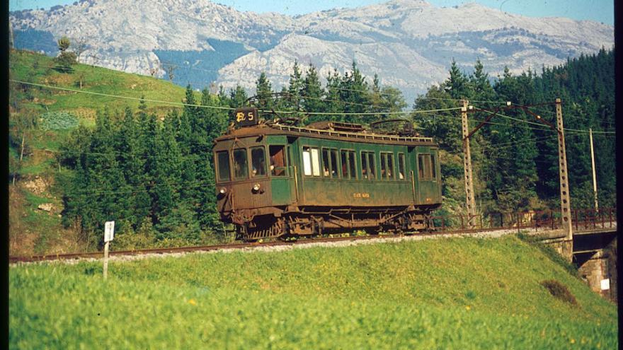 El querido y añorado tren del Urola