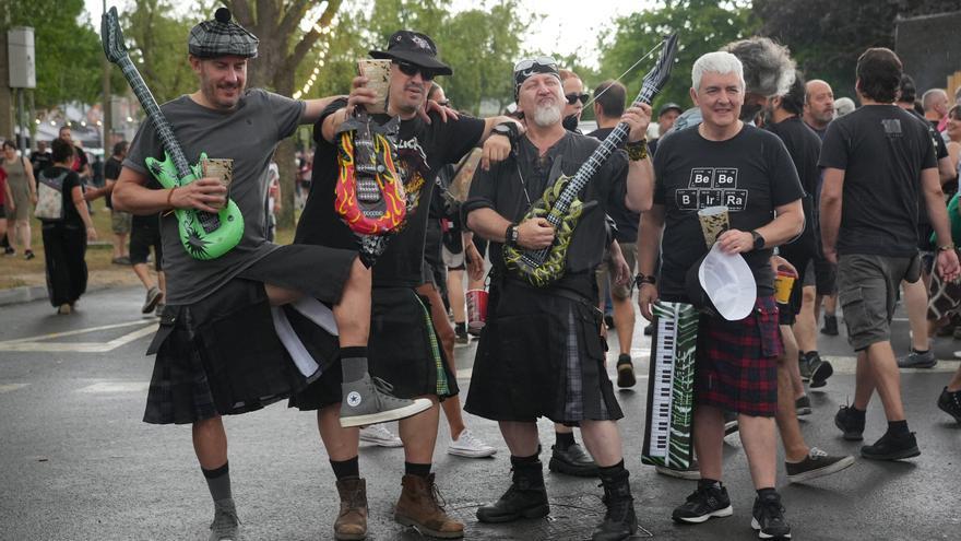 La lluvia no apaga las ganas de rock en Mendizabala