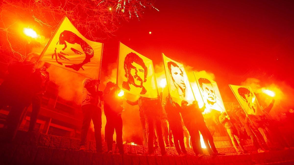 Manifestación para reclamar memoria para los cinco obreros asesinados el 3 de marzo de 1976 a manos de la Policía Armada franquista durante una huelga.