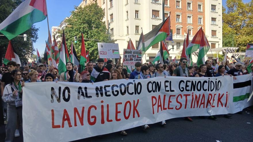 La manifestación en apoyo al pueblo palestino colapsa la Gran Vía