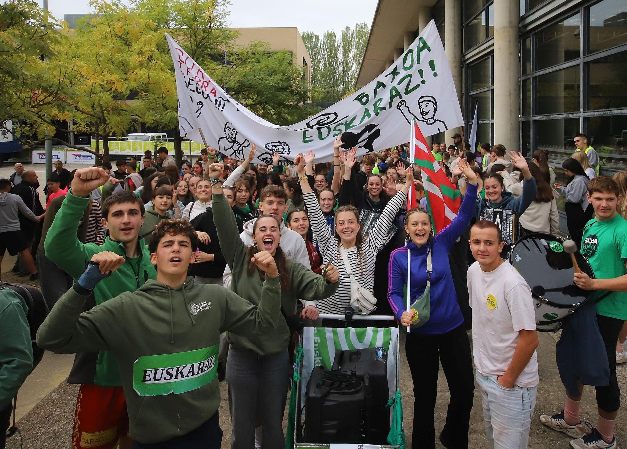 Fotos: Nafarroa Oinez 2025 en la ikastola Paz de Ziganda de Villava - Atarrabia