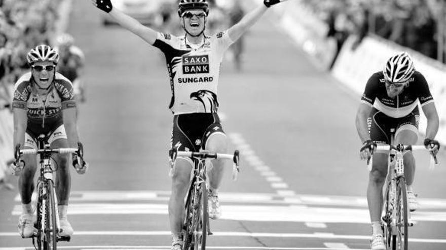 Nuyens remata a Cancellara