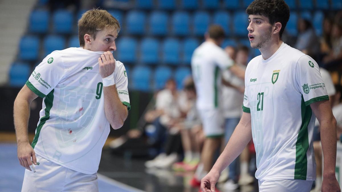 Iker Elola (i) y Unai Elizondo.