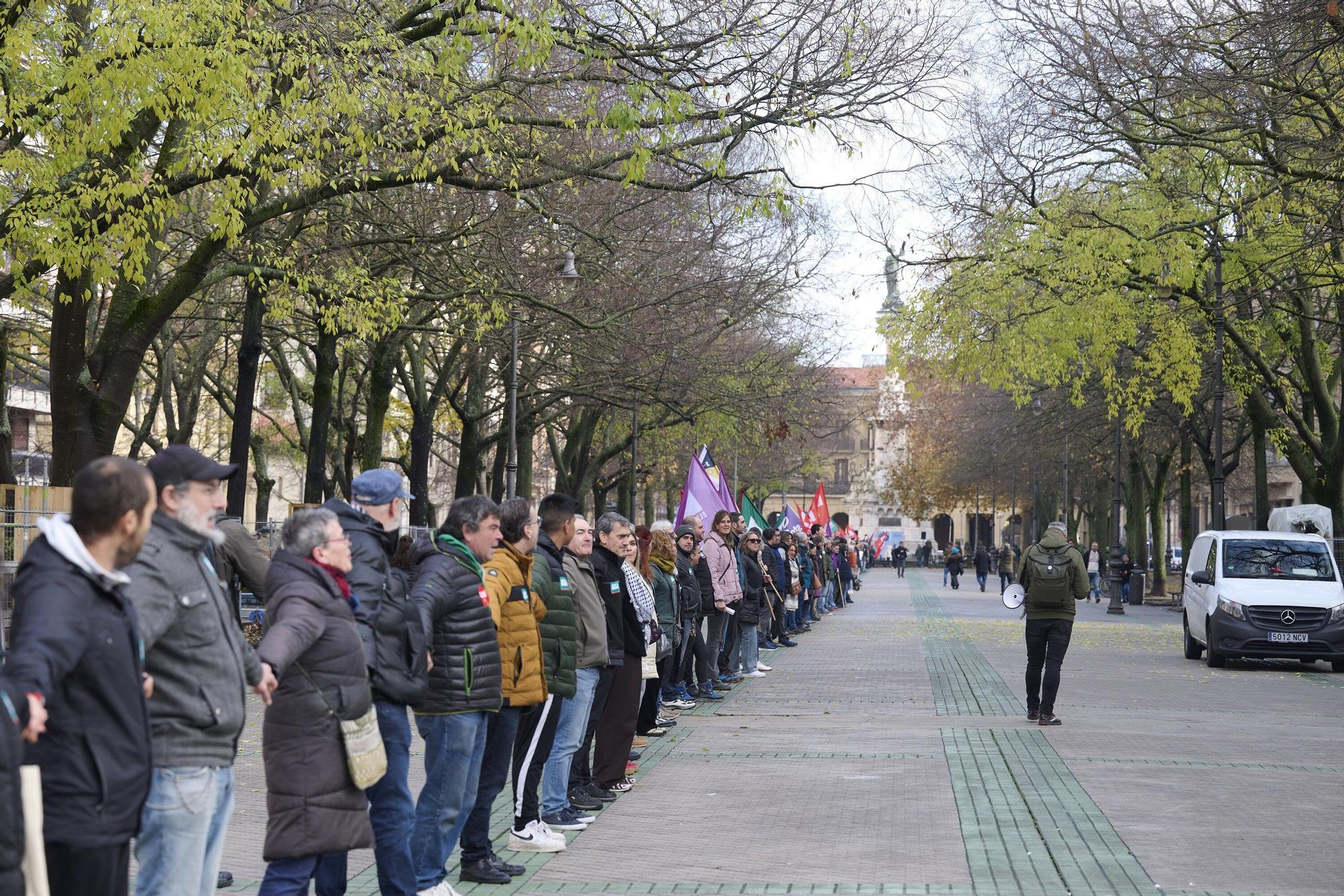 Cadena humana para reivindicar un SMI propio en Navarra