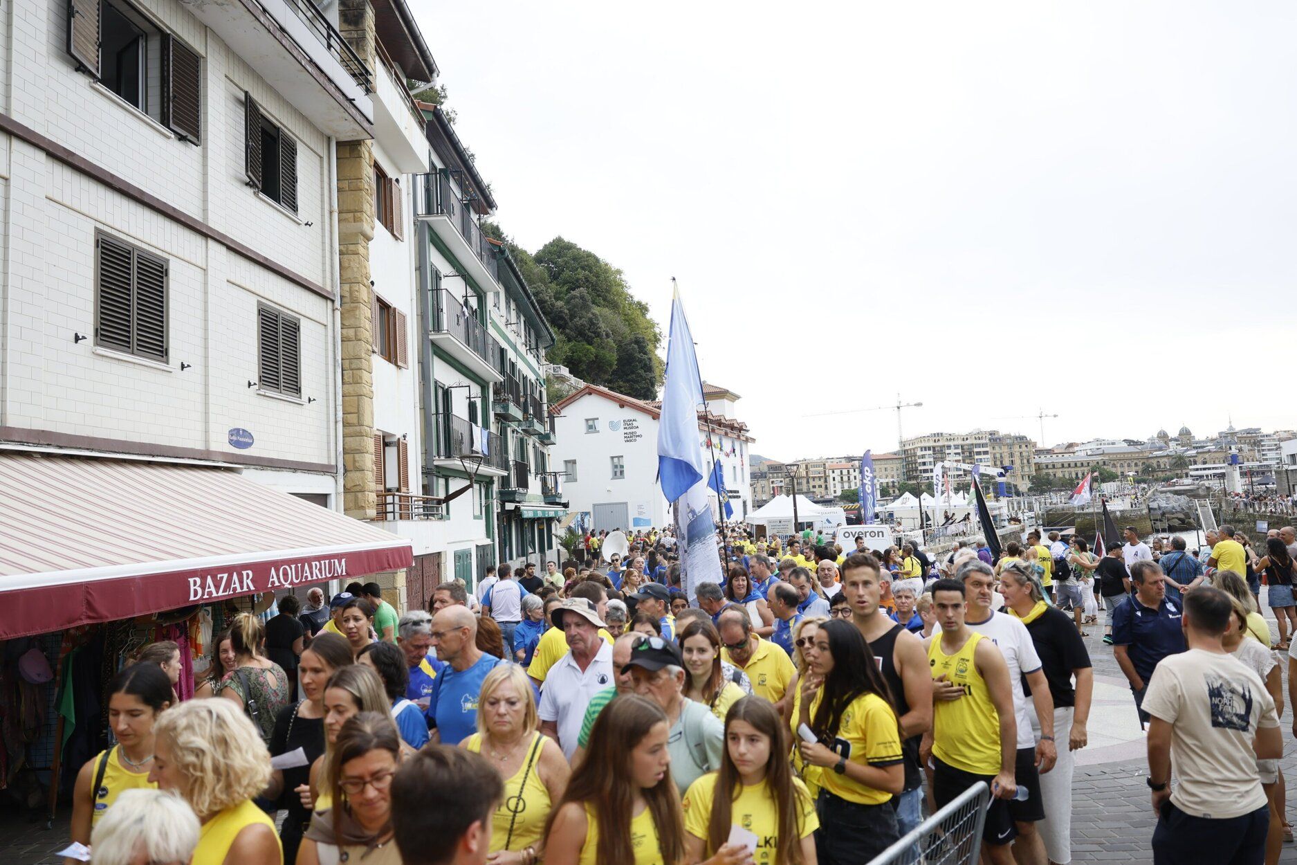 [Fotos] Donostia rema con pasión en la primera jornada de la Bandera de la Concha