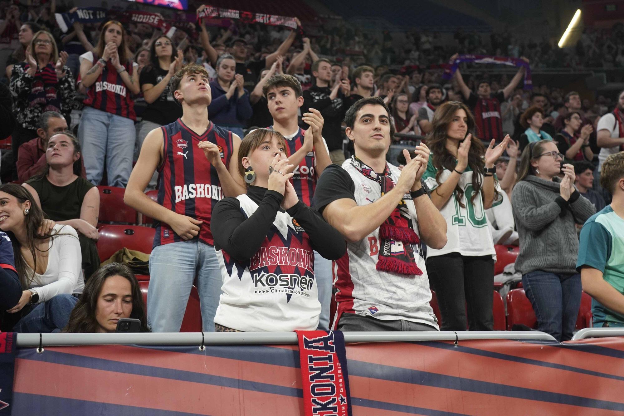 ¡Búscate en las fotos del Baskonia - Valencia!