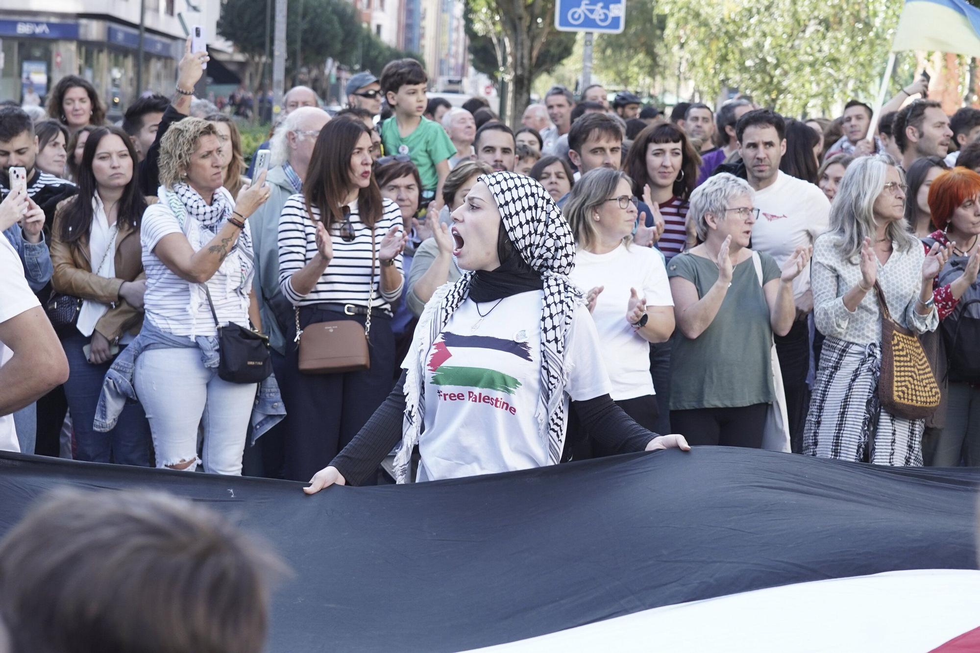 Miles de personas se manifiestan en Bilbao en apoyo al pueblo palestino