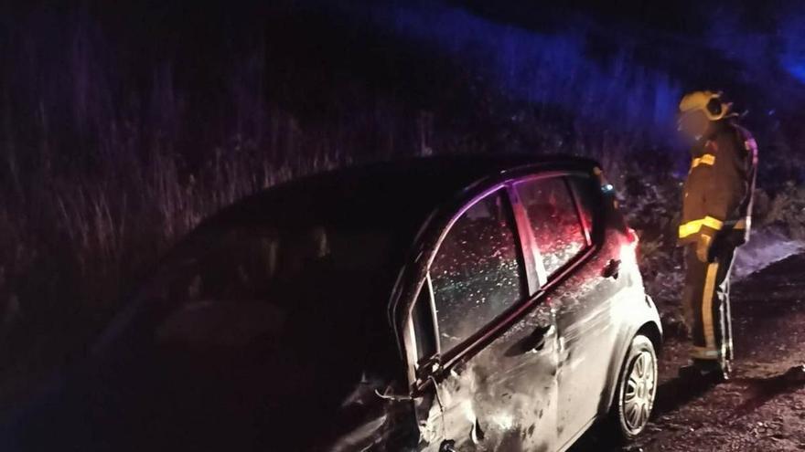 Un herido leve en una salida de vía en la A-12 en Guenduláin