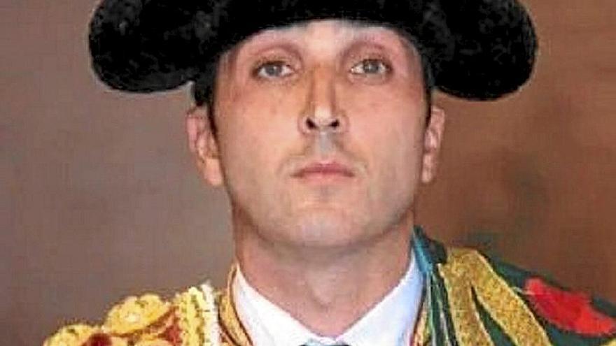 AÑO primero (DDP):  6 toros en solitario para su hijo