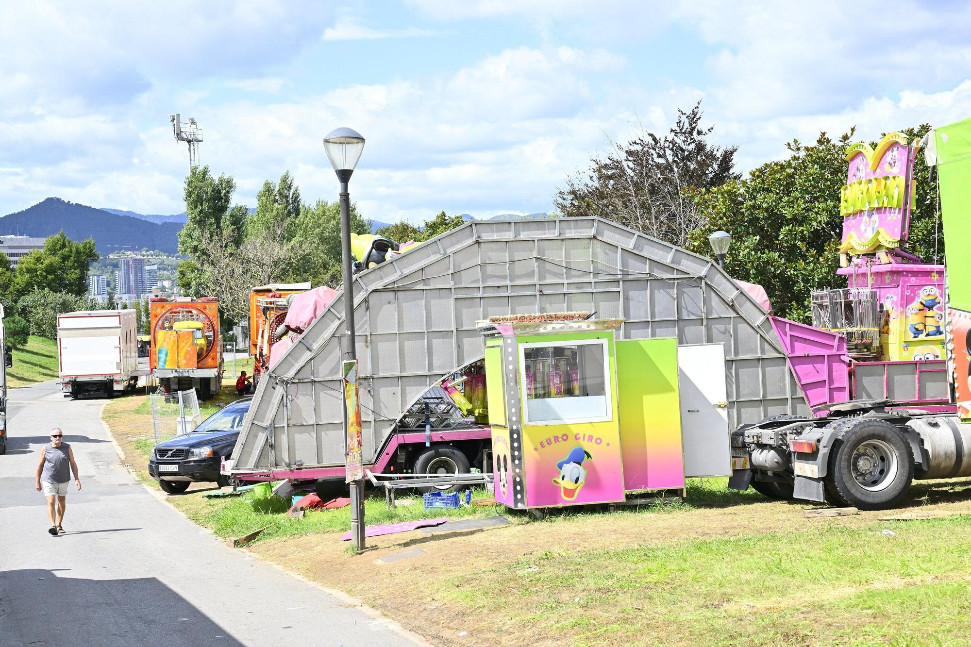 En fotos: las barracas se despiden del parque Etxebarria hasta el año que viene