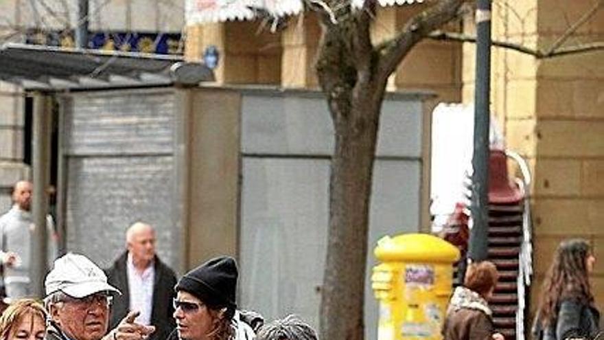 Un grupo de turistas en el Boulevard.