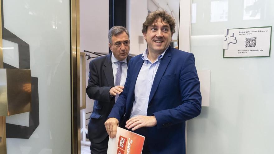 El blindaje del euskera en las OPE llega al Parlamento todavía sin acuerdo