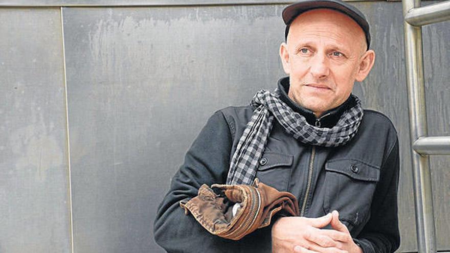 &quot;Utopia apur batek edertzen du egunerokoa&quot;