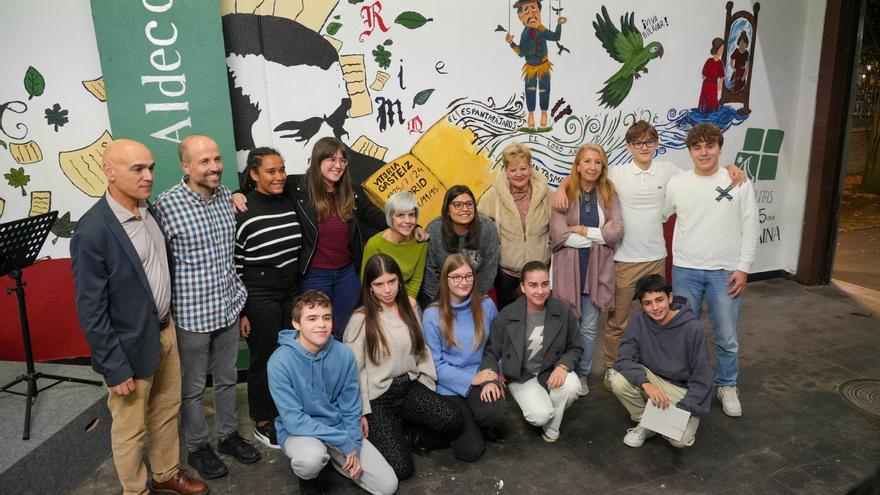 En imágenes: La Casa de Cultura Ignacio Aldecoa luce un nuevo mural