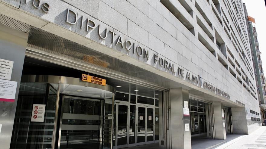 EH Bildu propone bajar el límite de la deuda para figurar en el listado de grandes morosos de Álava