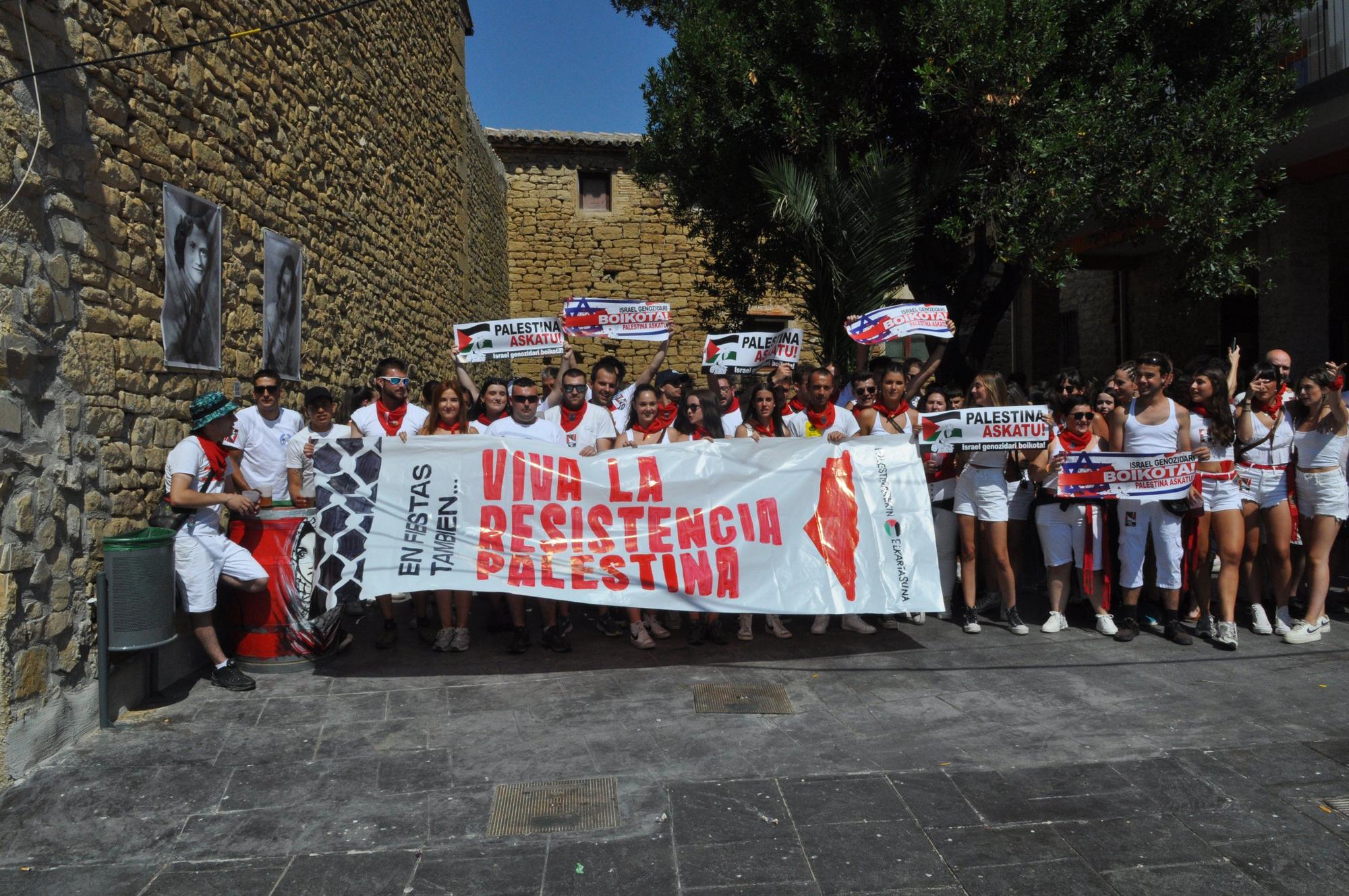 Imágenes del txupinazo de San Martín de Unx