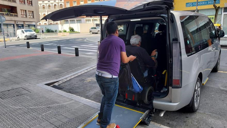 Reclaman más taxis adaptados en Bizkaia