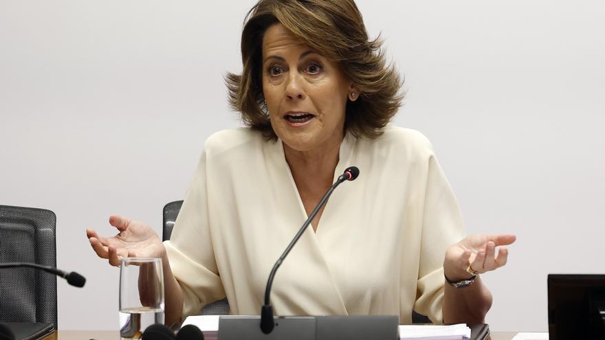 Yolanda Barcina comparece en la comisión de investigación sobre obra pública en Navarra