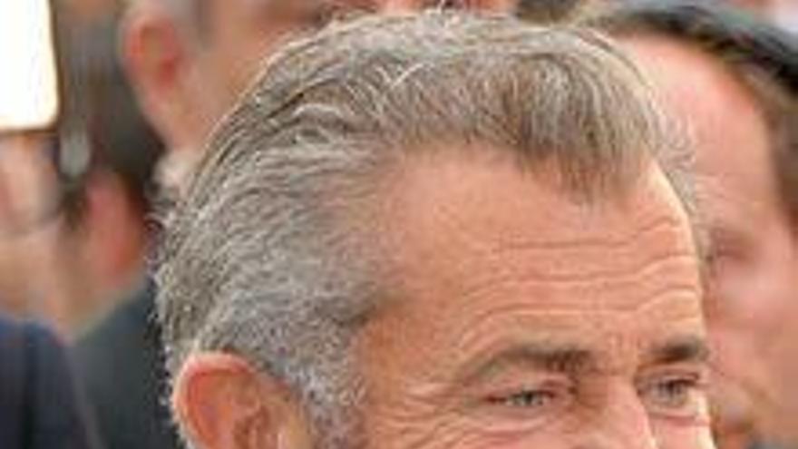 Hugo Weaving, Mel Gibson, Vince Vaughn, Teresa Palmer, Andrew Garfield y Luke Bracey en Venecia (Italia).
