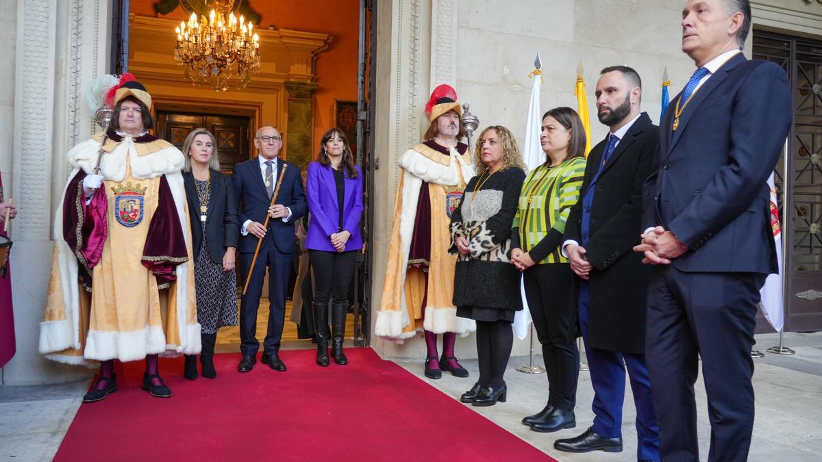 En imágenes: Pleno Tradicional de noviembre de Juntas Generales