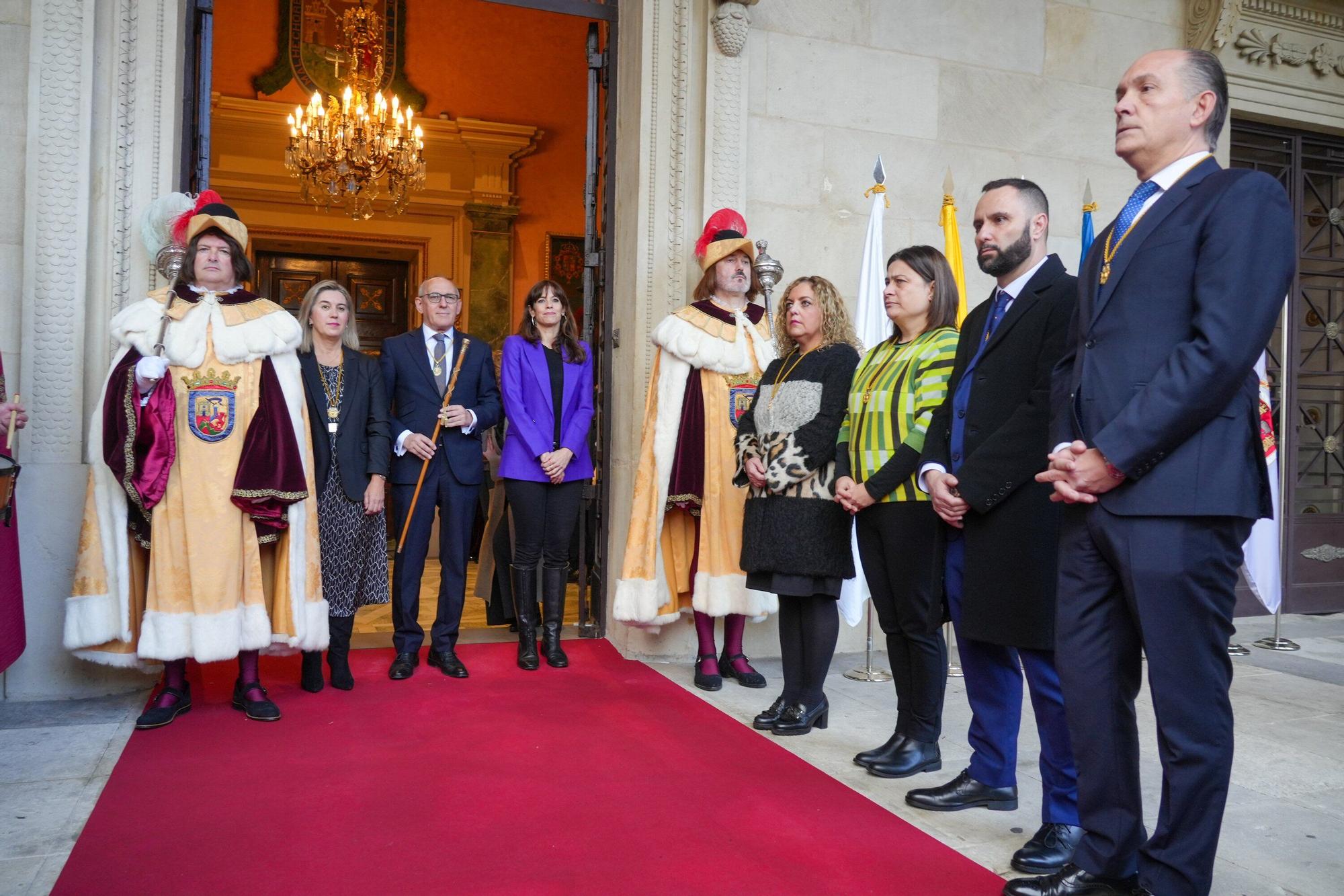 En imágenes: Pleno Tradicional de noviembre de Juntas Generales